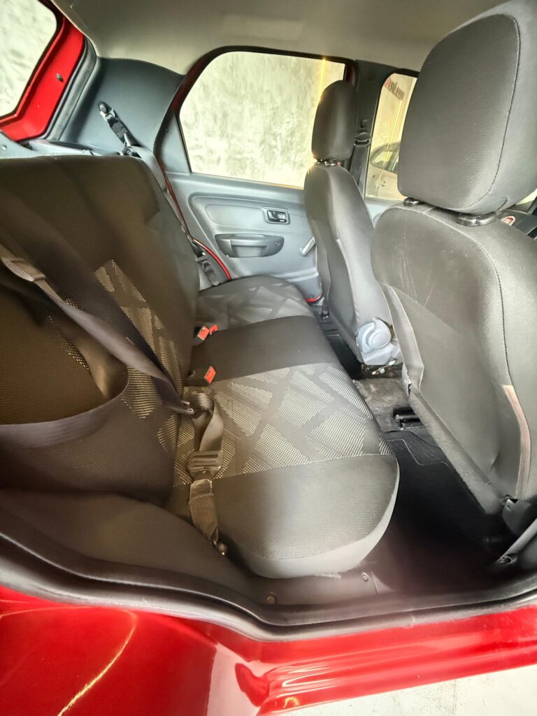 831b81a3-3905-4cd7-9918-b61f87b2562a